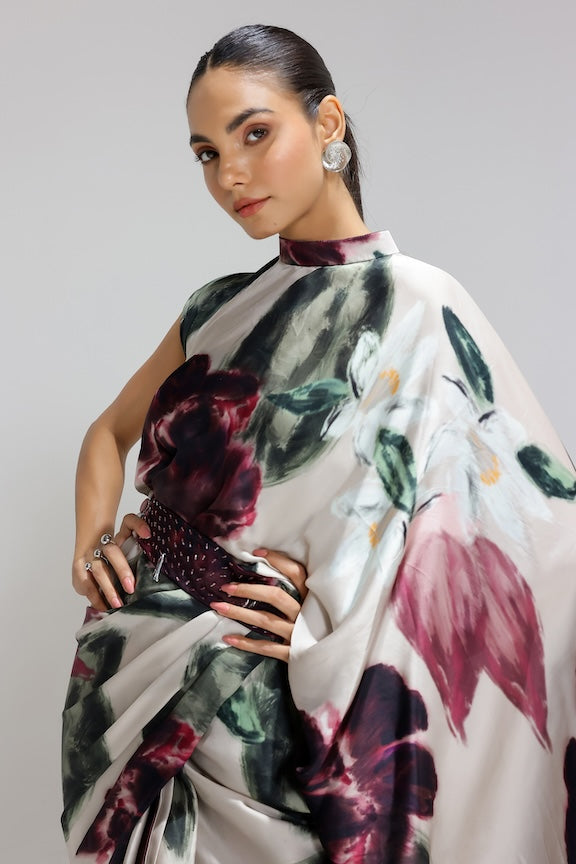 Kriti Sanon in Ivy gardenia collar pallu saree