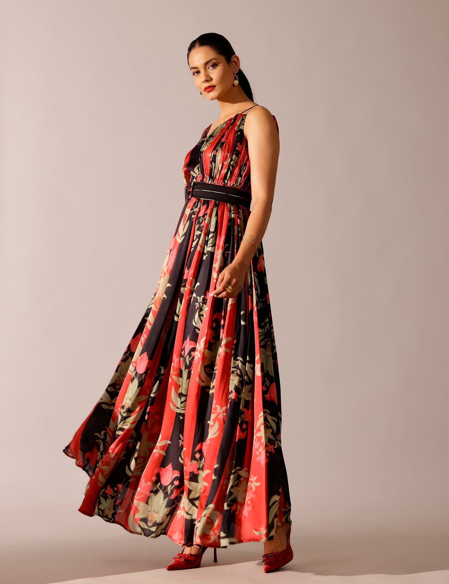 Manek asymmetric gown