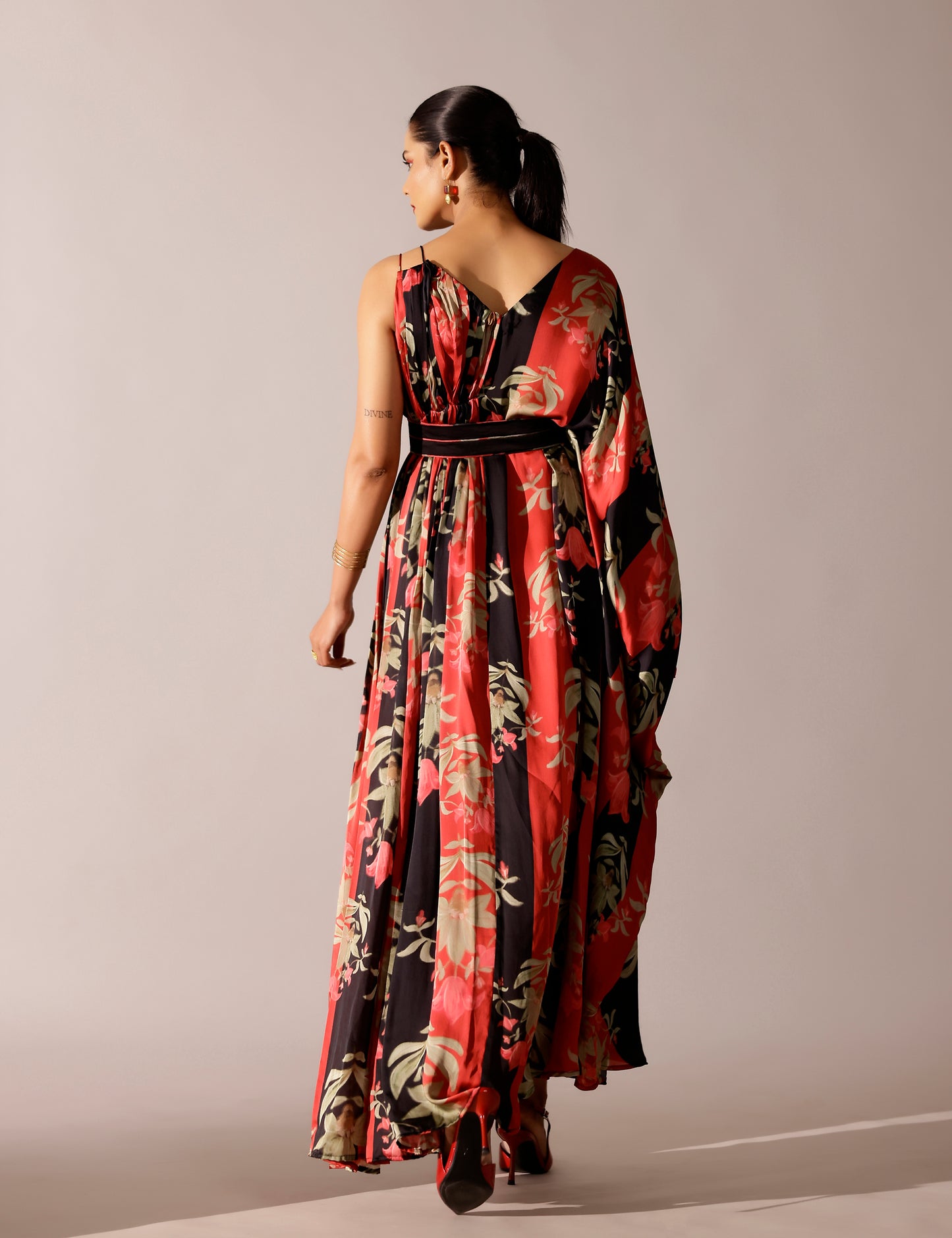 Manek asymmetric gown