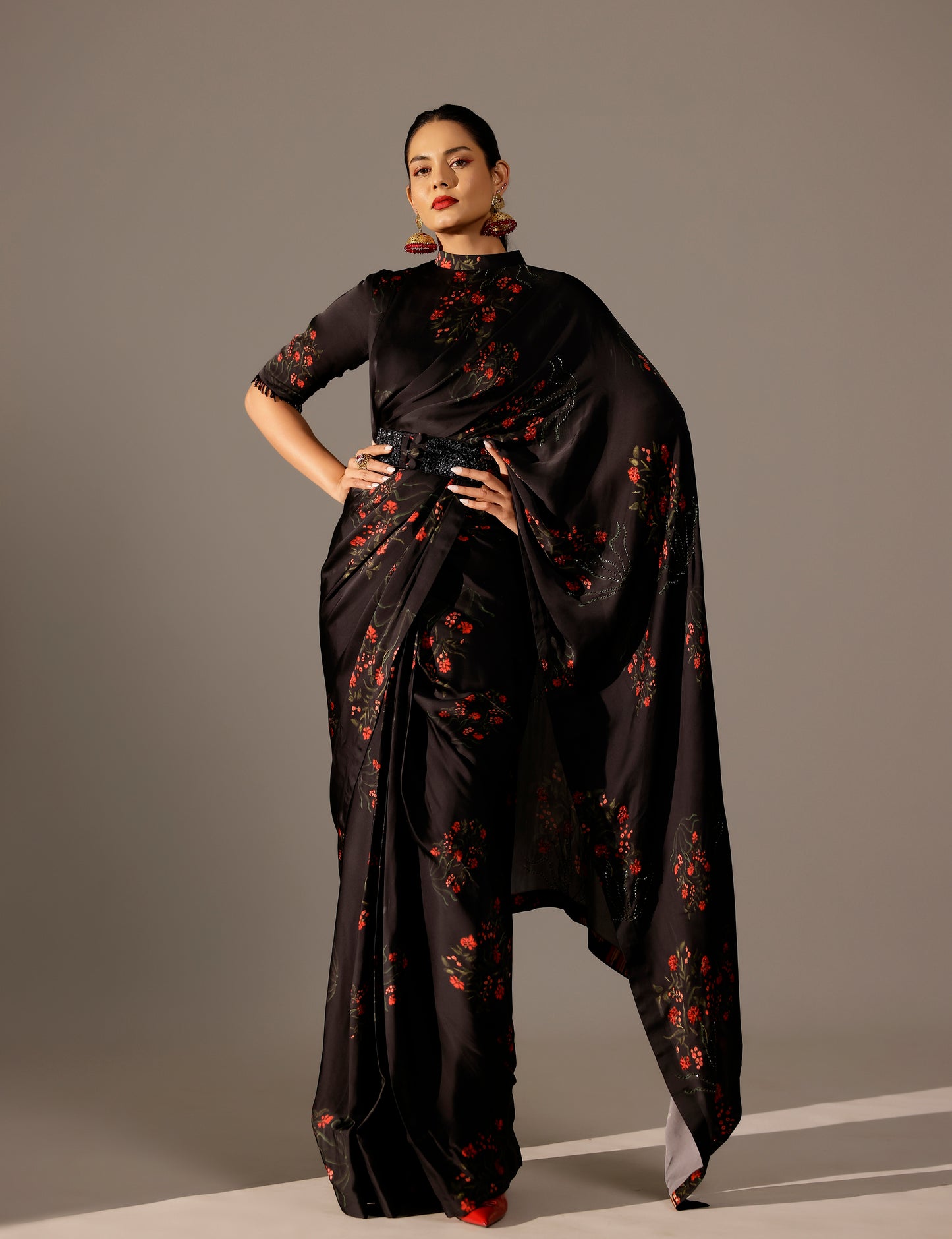 Boota pre-stitched collar pallu saree