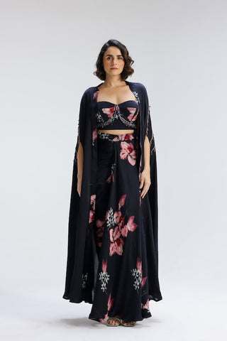 Kiara skirt with bustier and a shrug