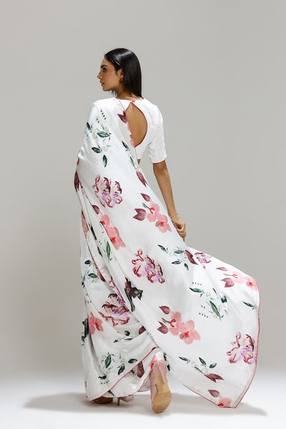 Agnes saree