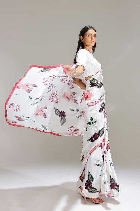 Agnes saree