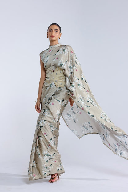 Jasmine Collar pallu sari