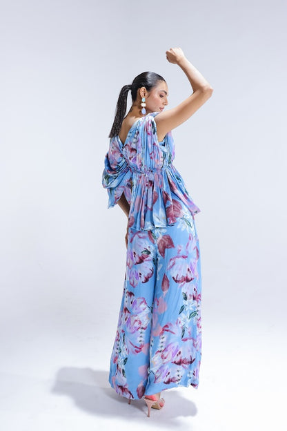 Lyla Draped blouse with pants
