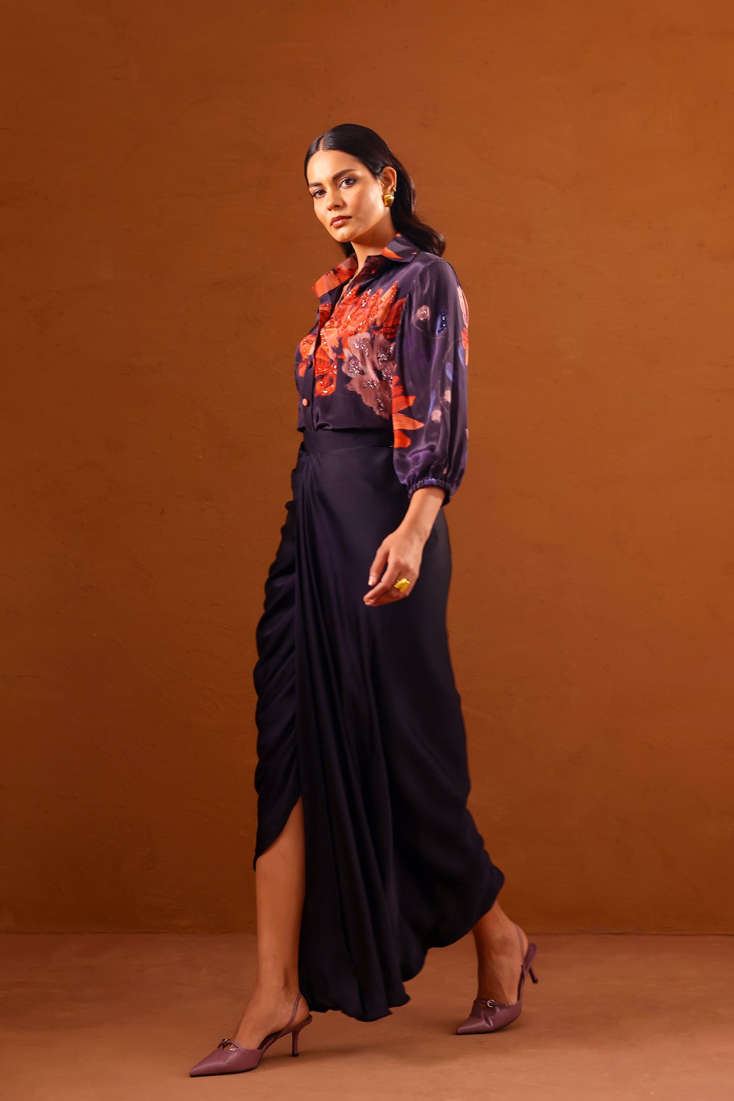 Clavo Embroidered shirt with draped skirt