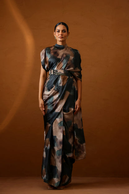 Patina collar pallu sari