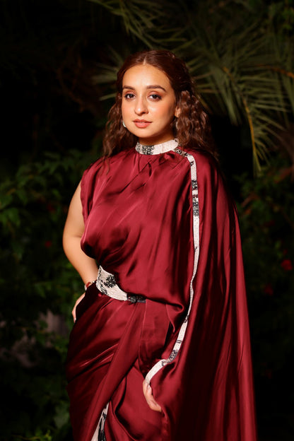 Bela collar pallu saree