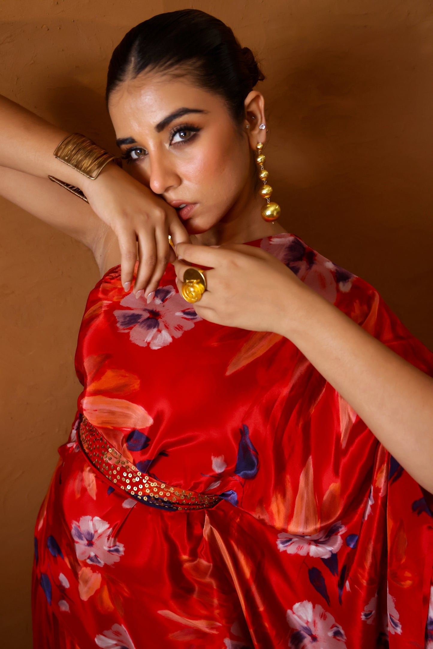 Malabari asymmetric top set