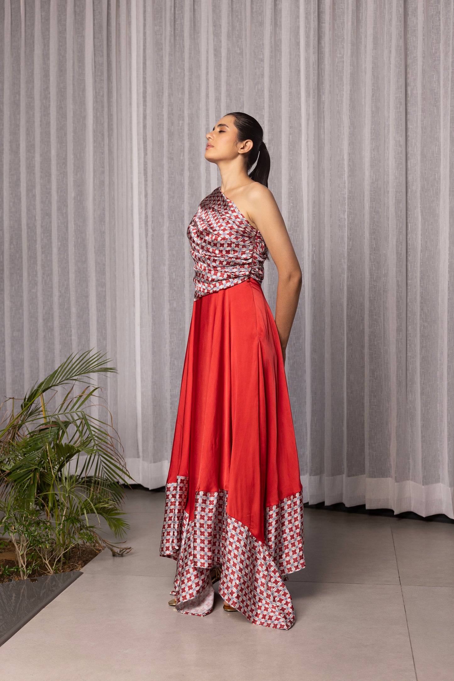 Amaryllis one-shoulder gown