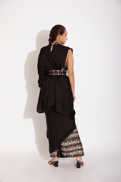 Collar Pallu Sari