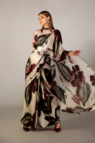 Kriti Sanon in Ivy gardenia collar pallu saree