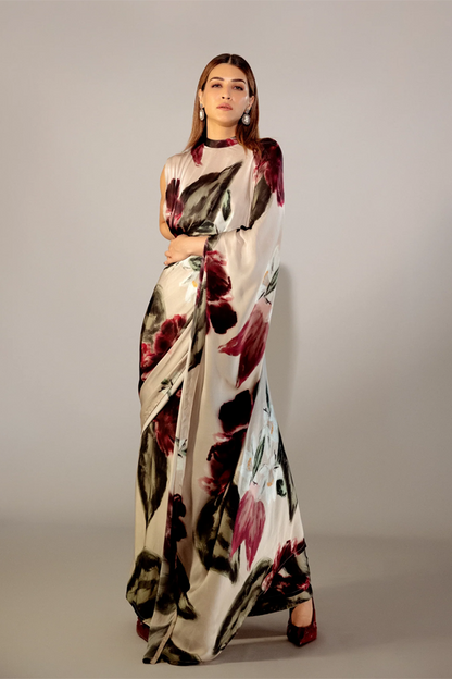 Kriti Sanon in Ivy gardenia collar pallu saree