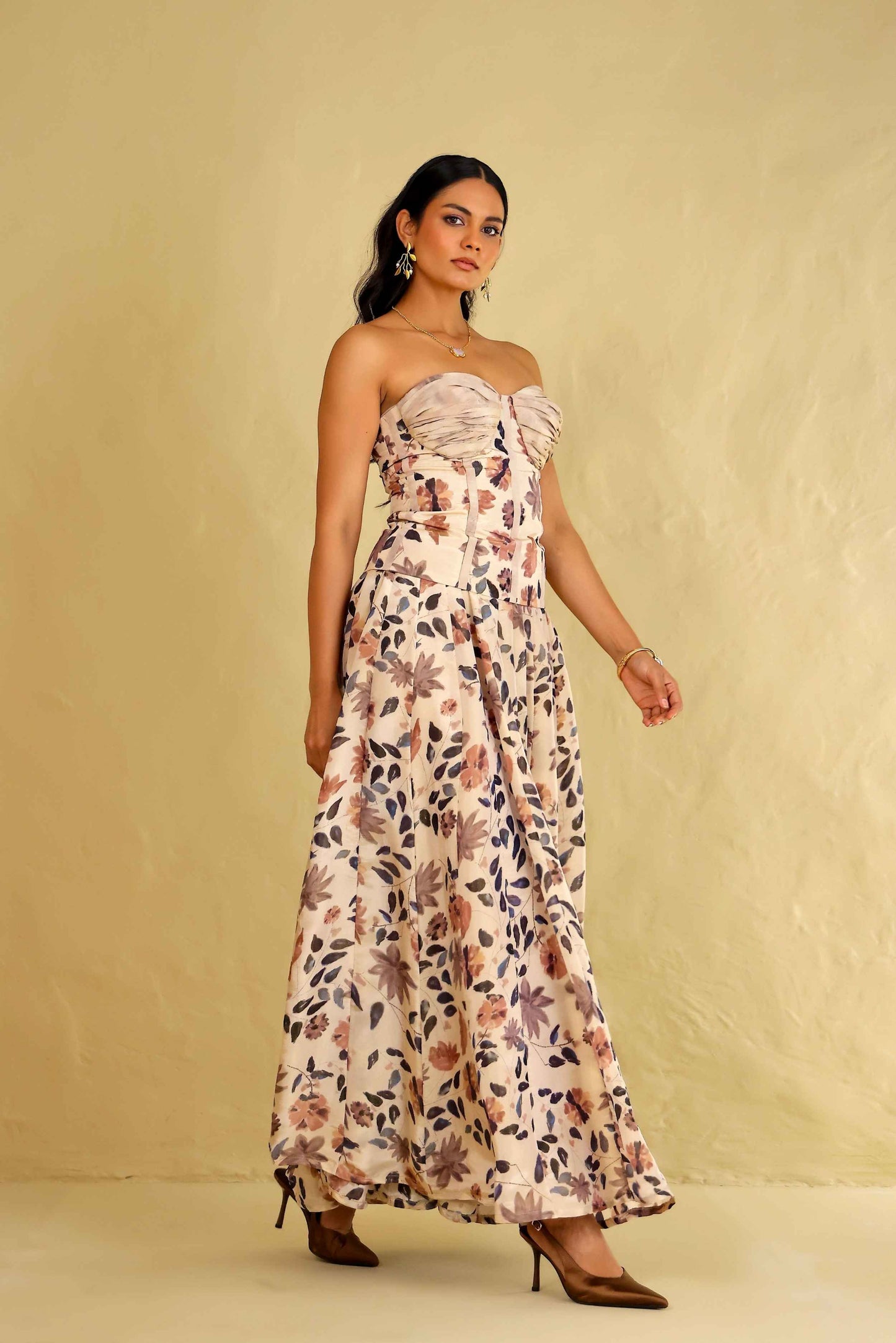 Cush corset with skirt - Studio Surbhi