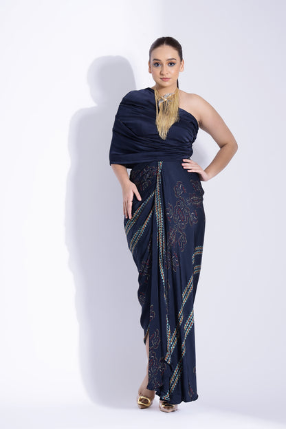 One shoulder gown