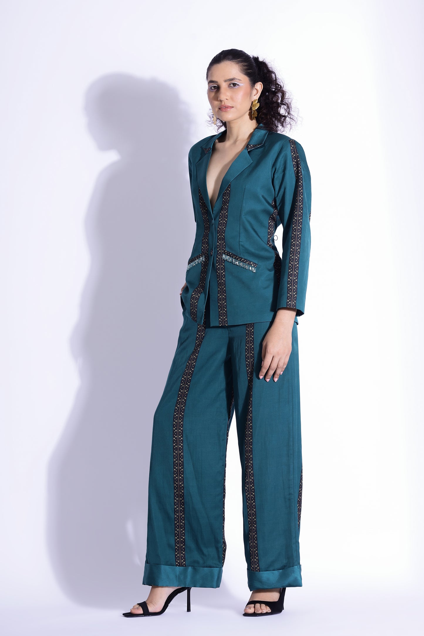 Pant suit